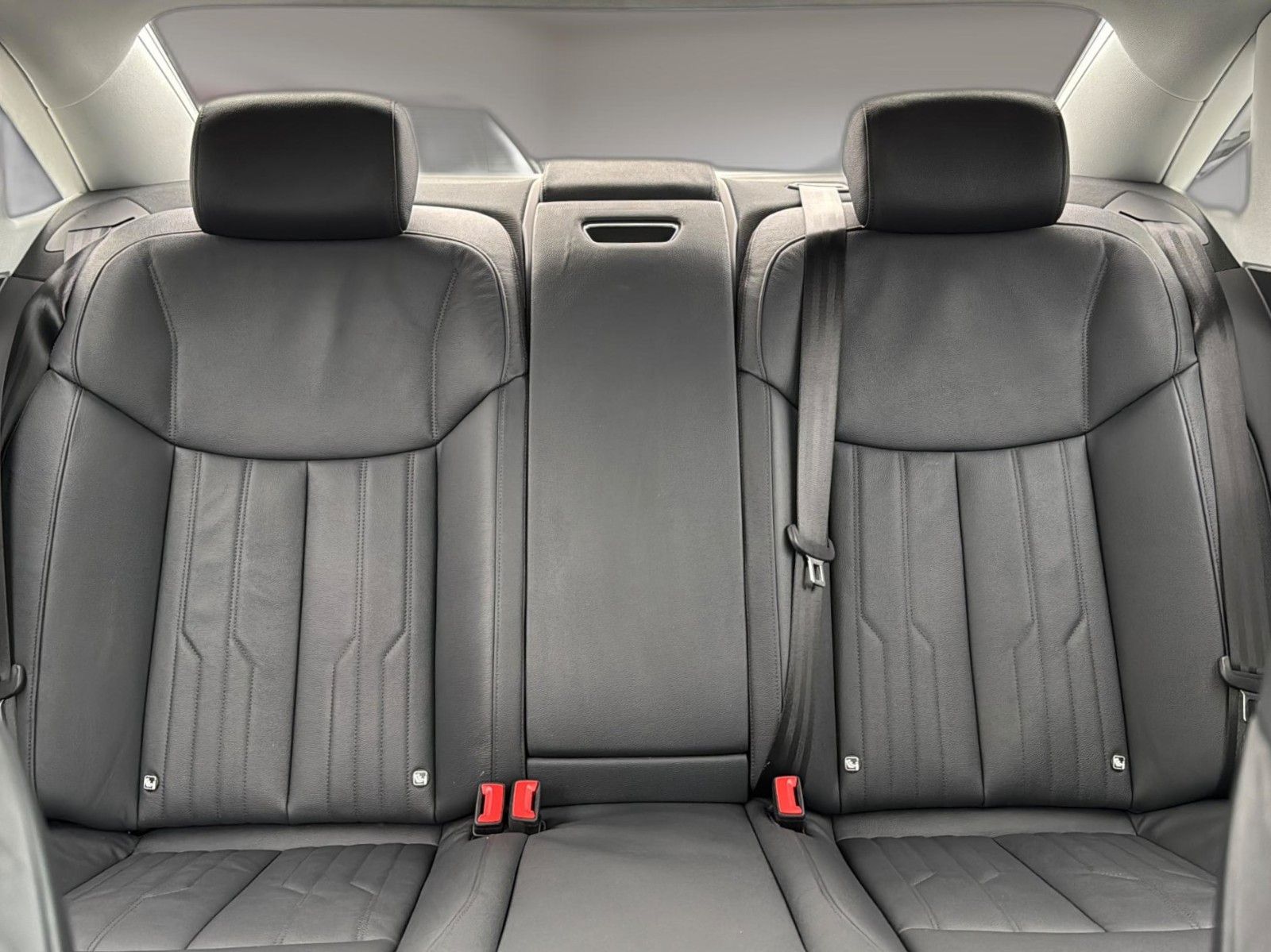 Fahrzeugabbildung Audi A8 50 TDI quattro S-LINE *HD-Matrix*Luft*B&O*