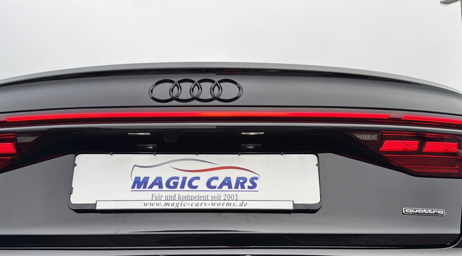 Fahrzeugabbildung Audi A8 50 TDI quattro S-LINE *HD-Matrix*Luft*B&O*