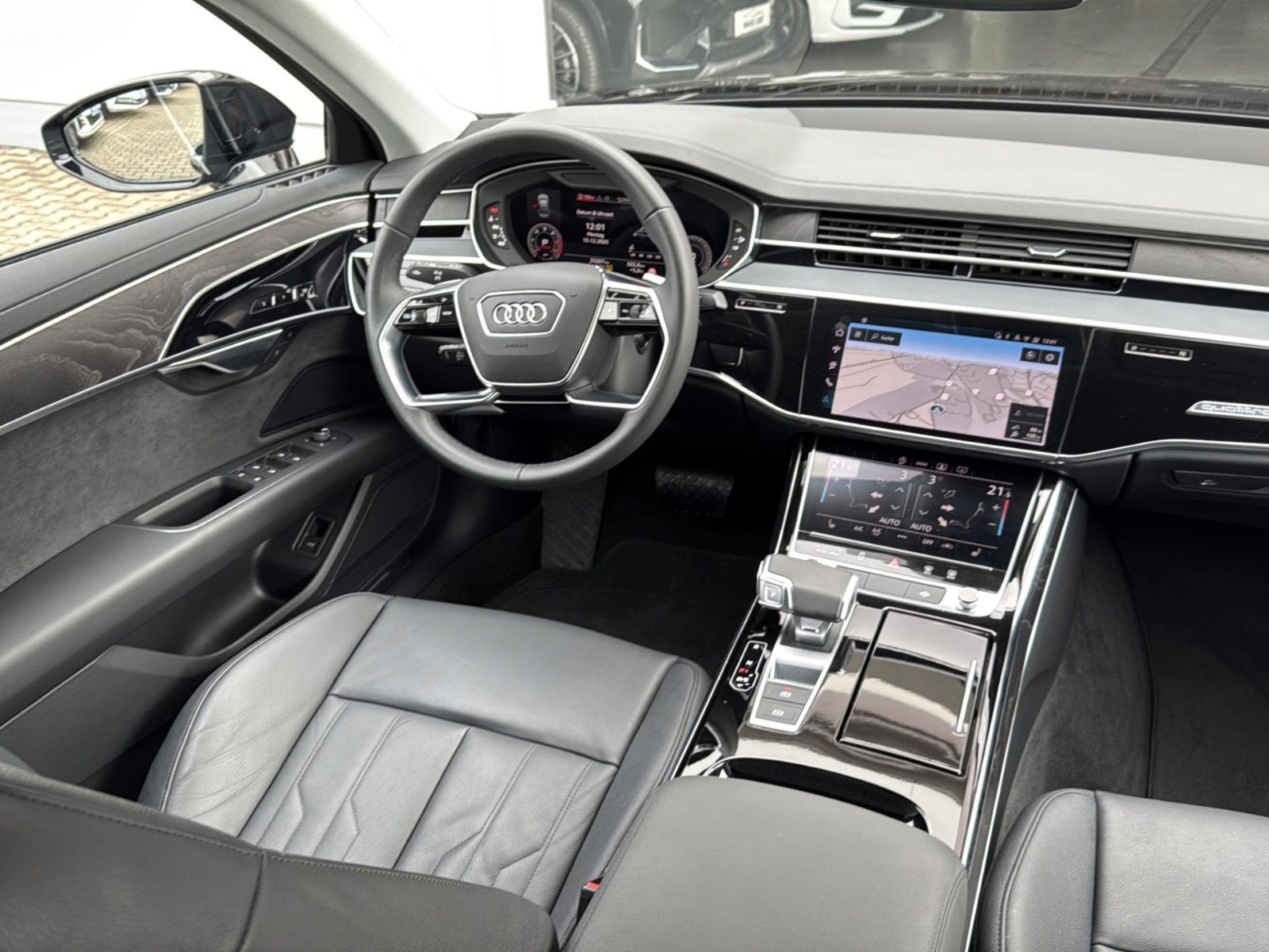Fahrzeugabbildung Audi A8 50 TDI quattro S-LINE *HD-Matrix*Luft*B&O*