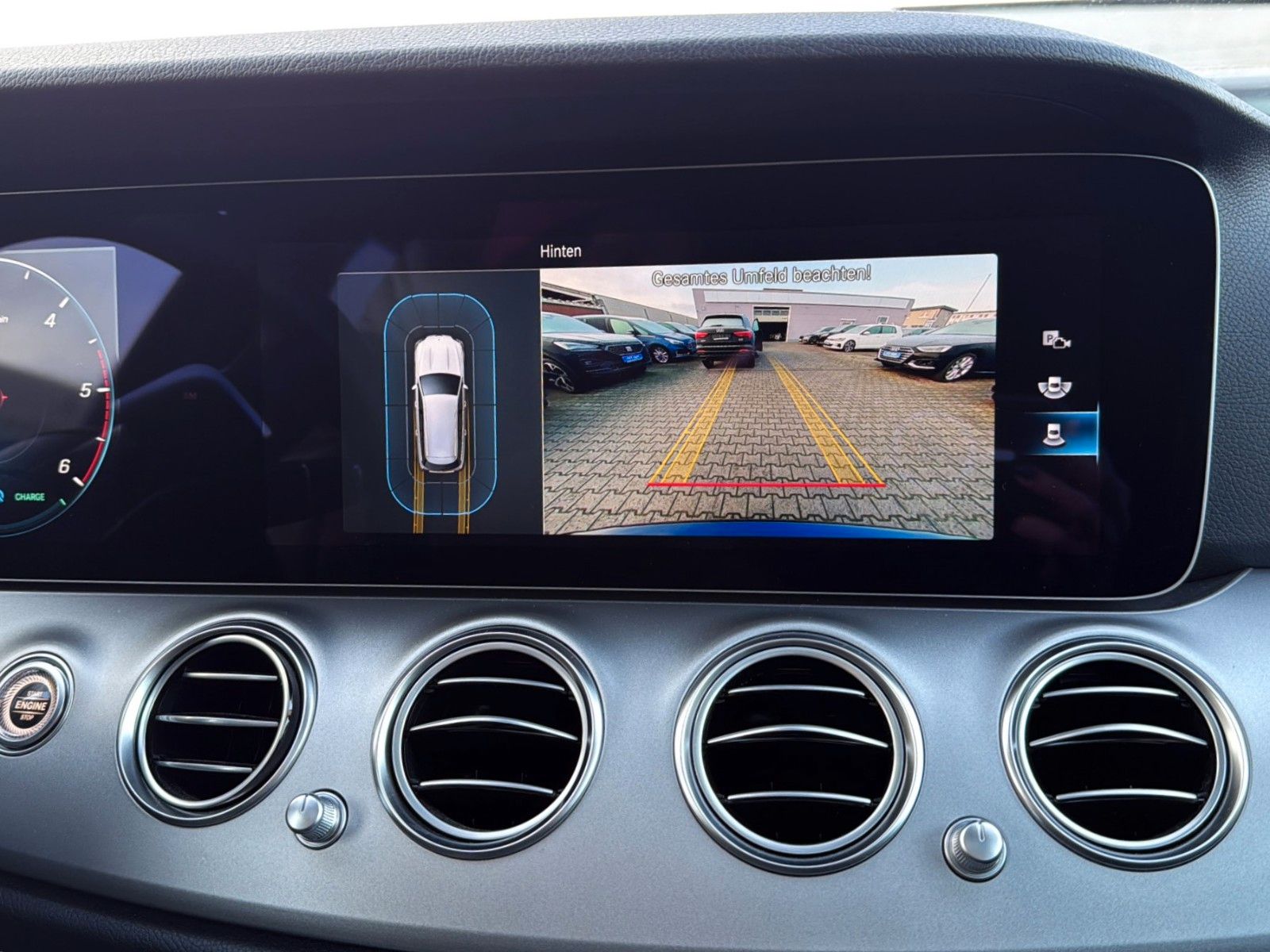 Fahrzeugabbildung Mercedes-Benz E 220 d T 9G-TRONIC *LED*SCHIEBEDACH*WIDE*