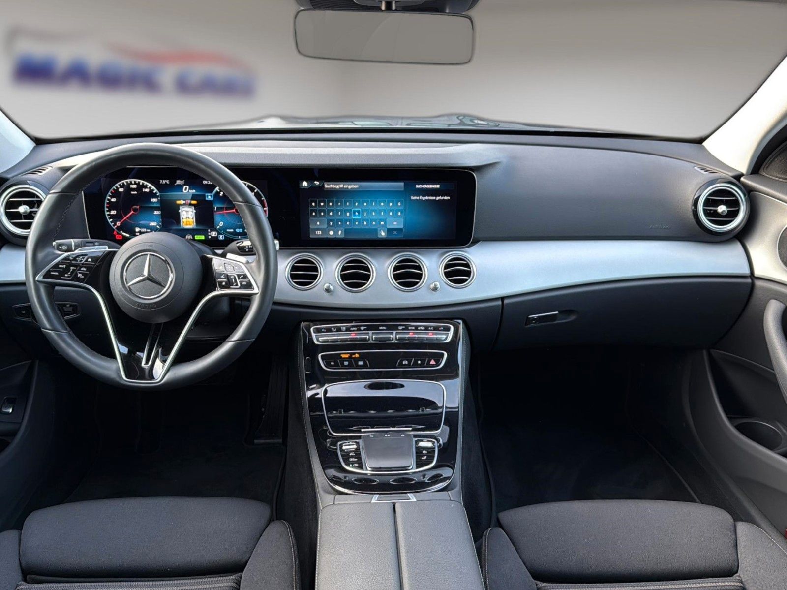 Fahrzeugabbildung Mercedes-Benz E 220 d T 9G-TRONIC *LED*SCHIEBEDACH*WIDE*