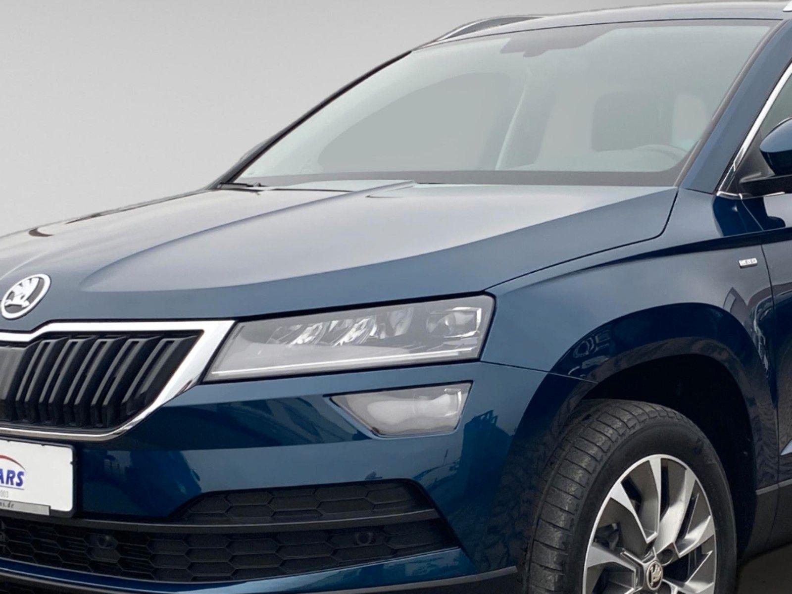 Fahrzeugabbildung SKODA Karoq 1.5 TSI ACT DSG Clever *Kamera*LED*AHK*
