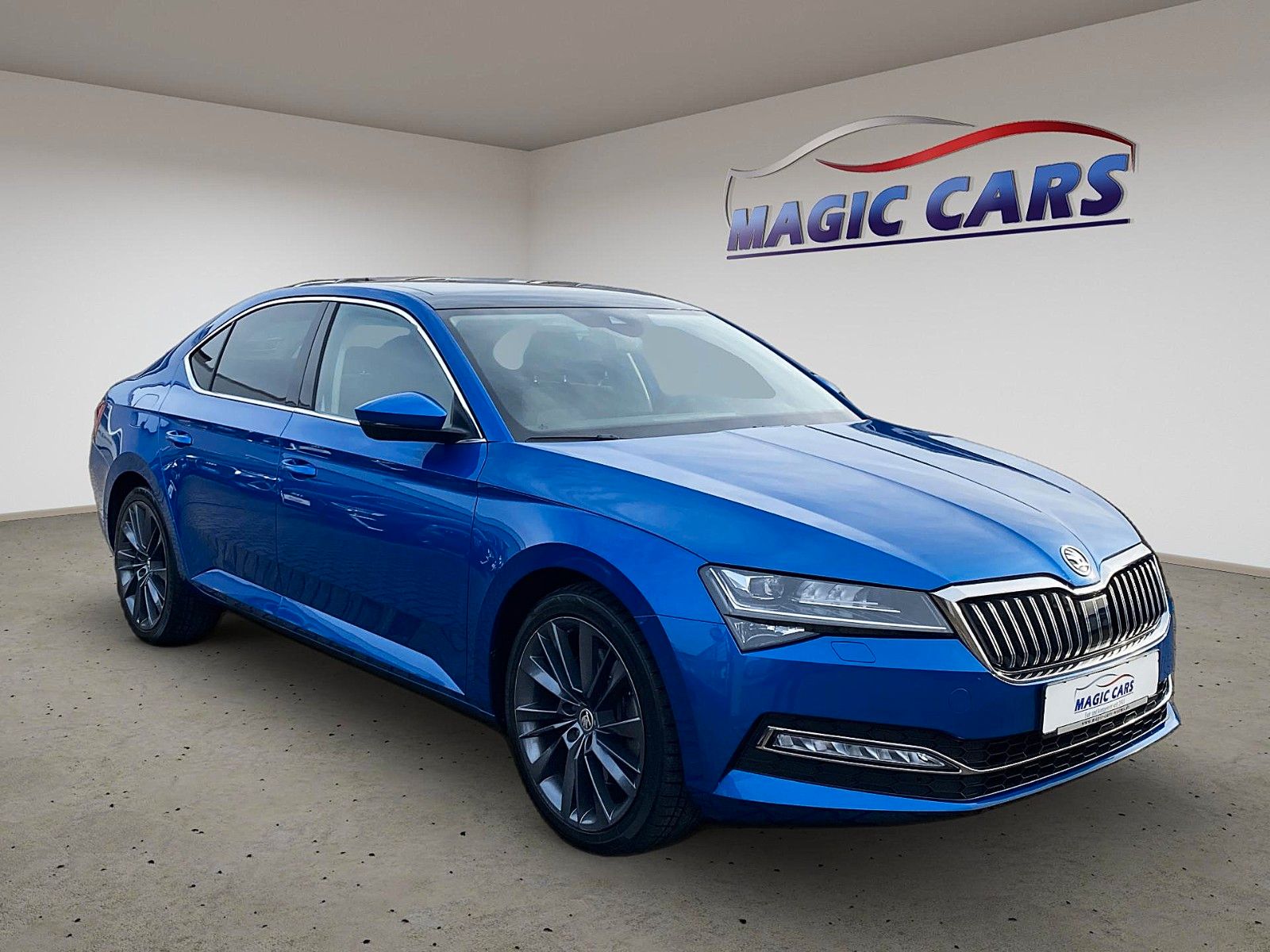 Fahrzeugabbildung SKODA Superb 2.0 TSI 4x4 Style *Matrix*Pano*Memory*SHZ