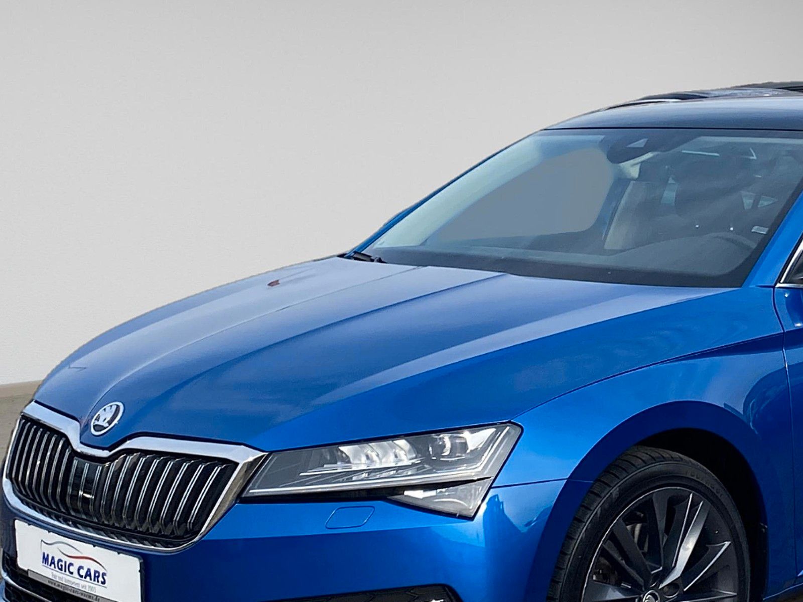 Fahrzeugabbildung SKODA Superb 2.0 TSI 4x4 Style *Matrix*Pano*Memory*SHZ