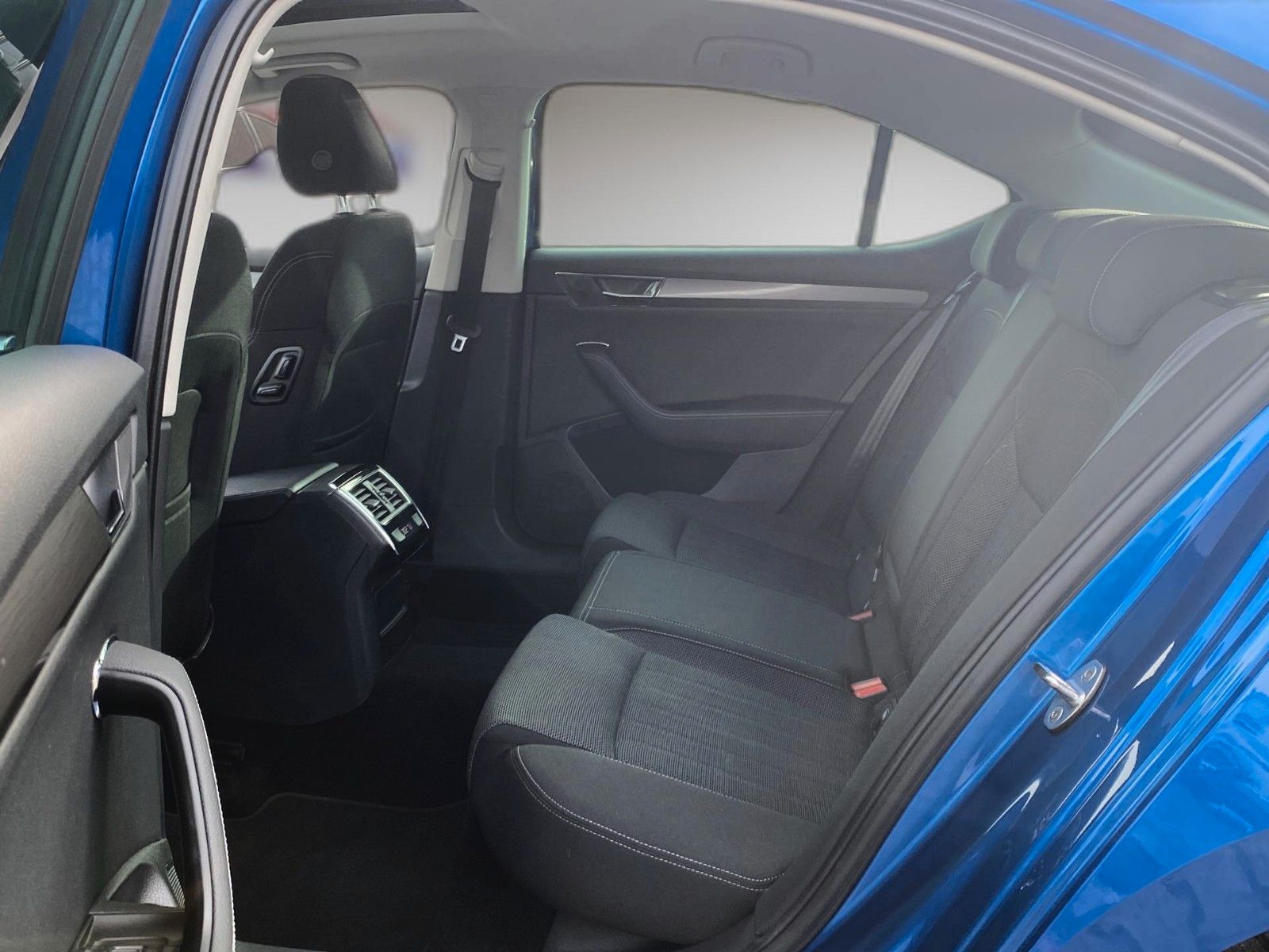 Fahrzeugabbildung SKODA Superb 2.0 TSI 4x4 Style *Matrix*Pano*Memory*SHZ