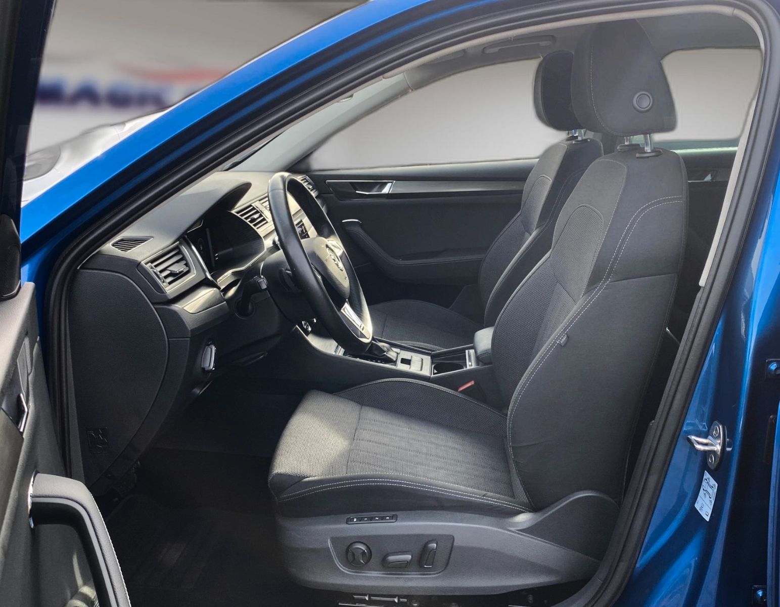 Fahrzeugabbildung SKODA Superb 2.0 TSI 4x4 Style *Matrix*Pano*Memory*SHZ