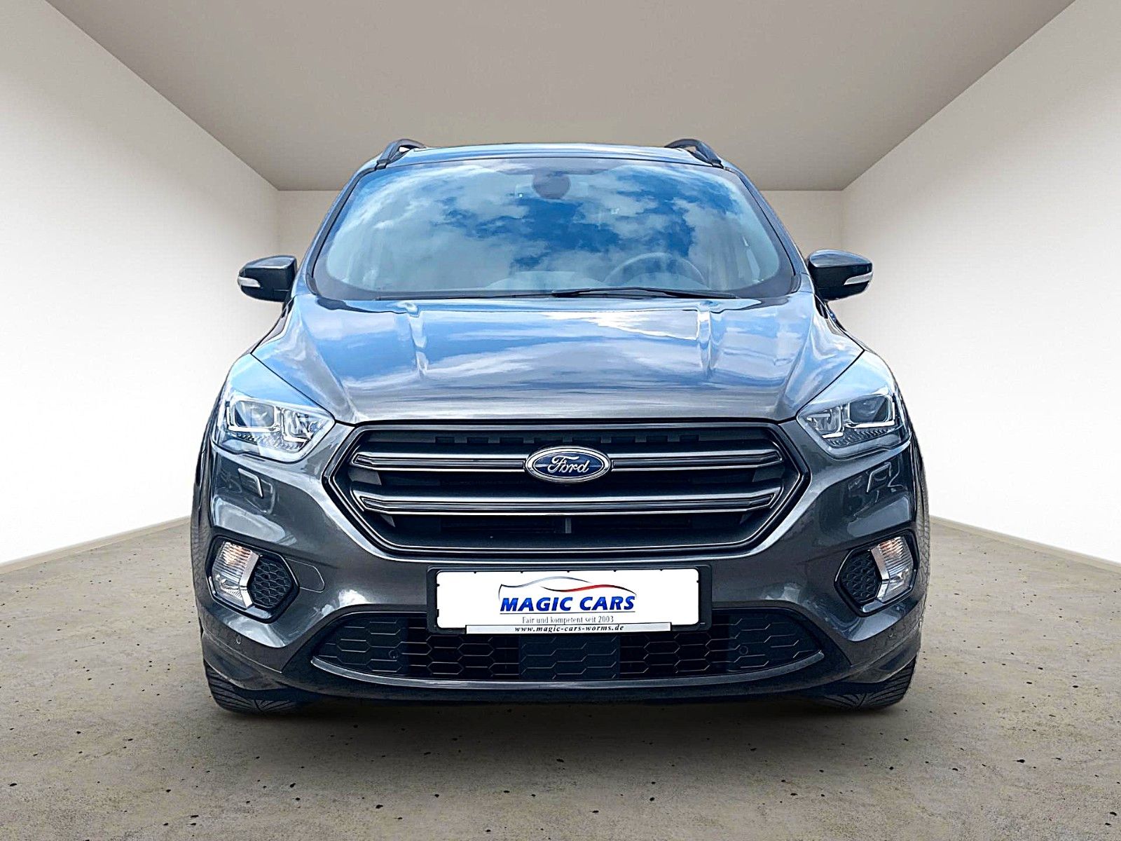 Fahrzeugabbildung Ford Kuga 1.5 4x4 Aut. ST-Line *Xenon*Kamera*Allrad*