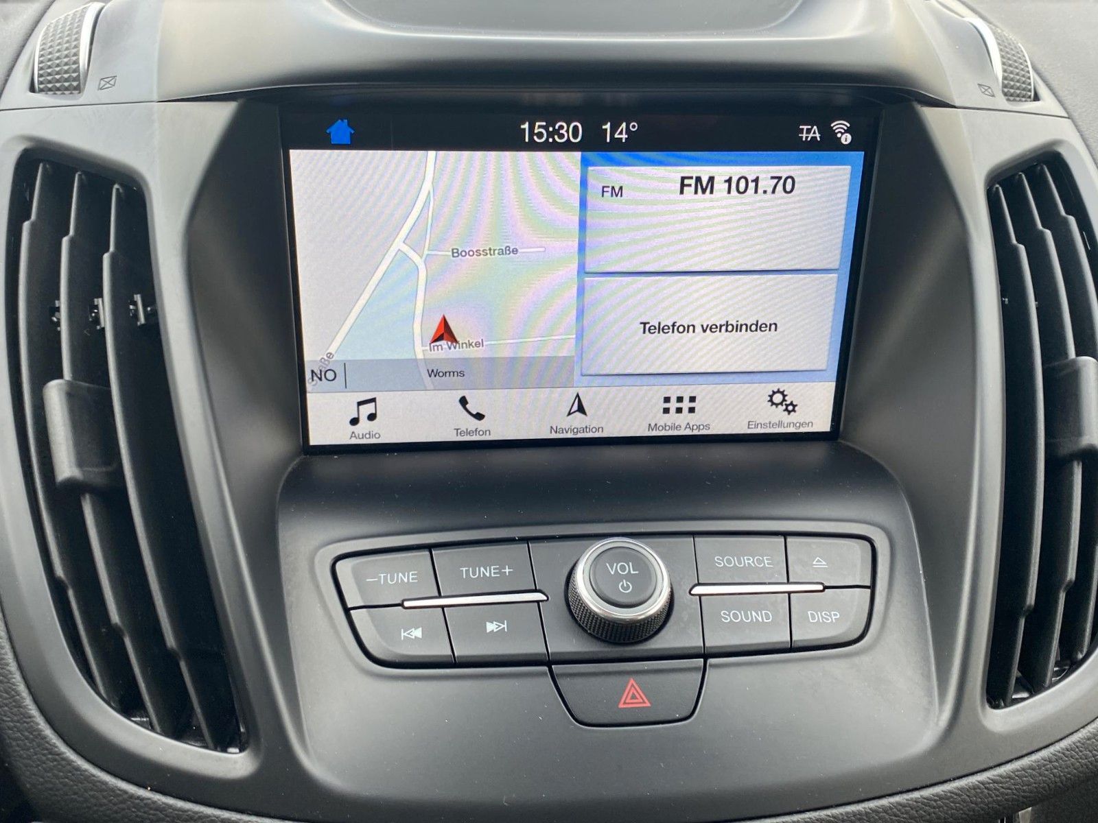 Fahrzeugabbildung Ford Kuga 1.5 4x4 Aut. ST-Line *Xenon*Kamera*Allrad*