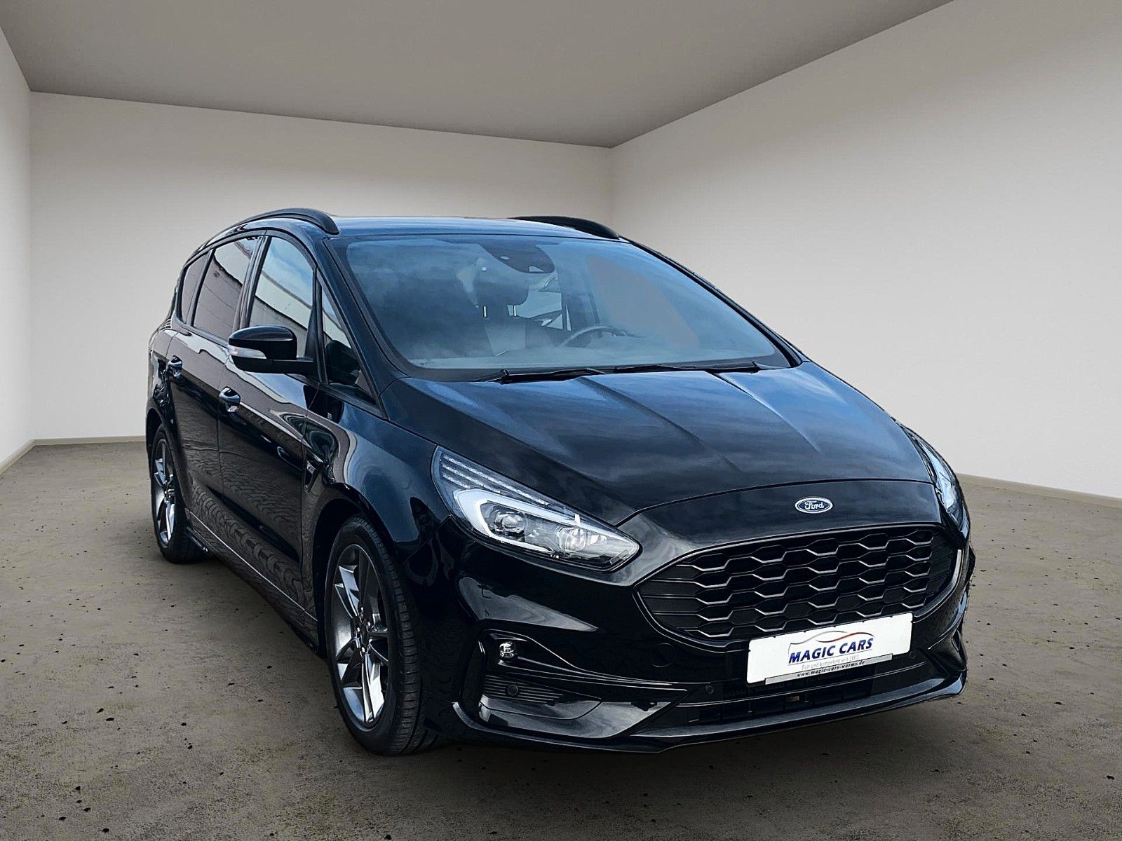 Fahrzeugabbildung Ford S-Max 2.0 Aut. ST-LINE *Stand*LED*AHK*Memory*