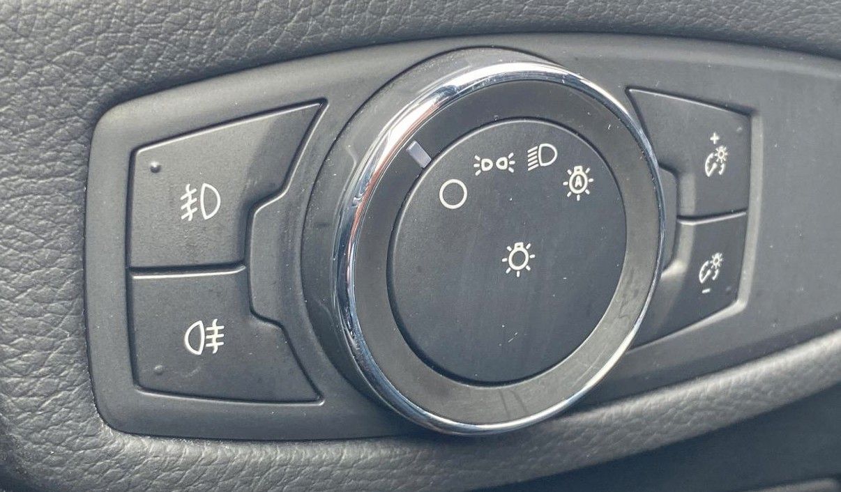 Fahrzeugabbildung Ford S-Max 2.0 Aut. ST-LINE *Stand*LED*AHK*Memory*