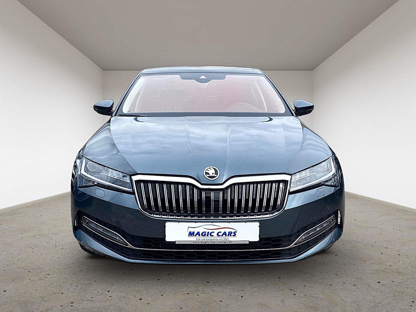 Fahrzeugabbildung SKODA Superb 1.5 TSI DSG Style *Pano*Matrix*Memory*