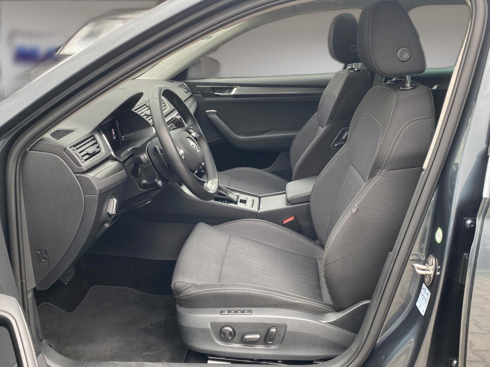 Fahrzeugabbildung SKODA Superb 1.5 TSI DSG Style *Pano*Matrix*Memory*