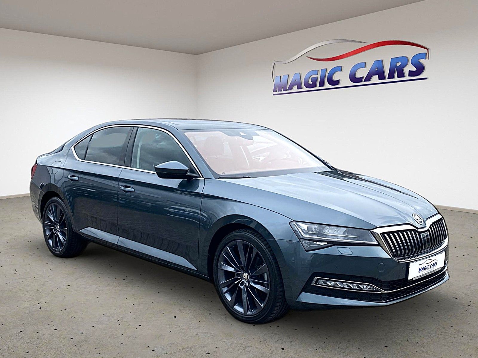 Fahrzeugabbildung SKODA Superb 1.5 TSI DSG Style *Pano*Matrix*Memory*