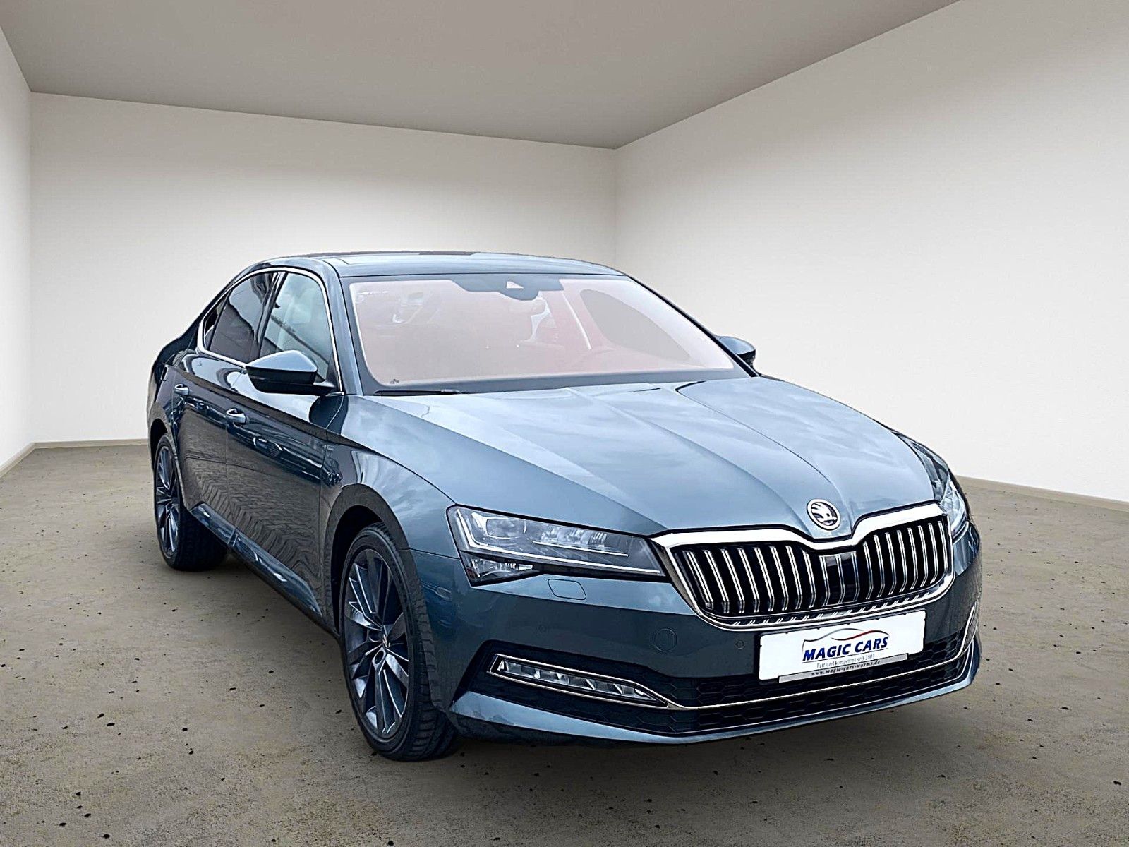 Fahrzeugabbildung SKODA Superb 1.5 TSI DSG Style *Pano*Matrix*Memory*