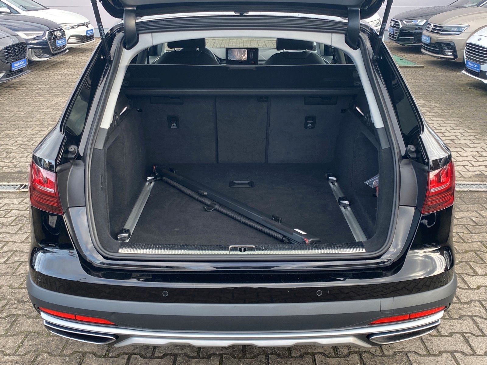 Fahrzeugabbildung Audi A4 allroad quattro 50 TDI *Leder*Stand*AHK*LED*