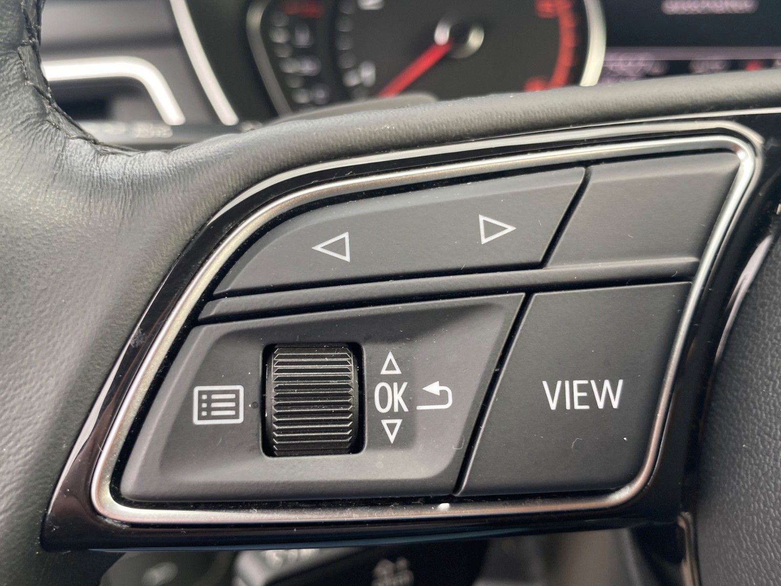 Fahrzeugabbildung Audi A4 allroad quattro 50 TDI *Leder*Stand*AHK*LED*