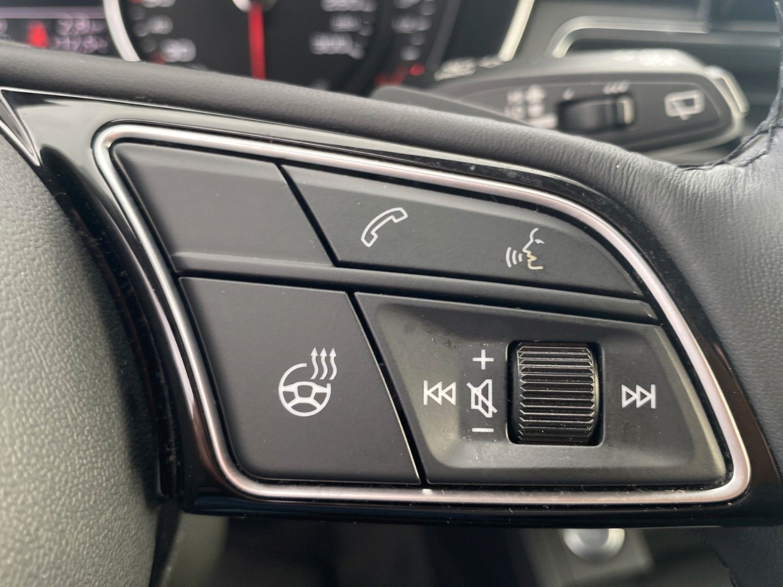 Fahrzeugabbildung Audi A4 allroad quattro 50 TDI *Leder*Stand*AHK*LED*