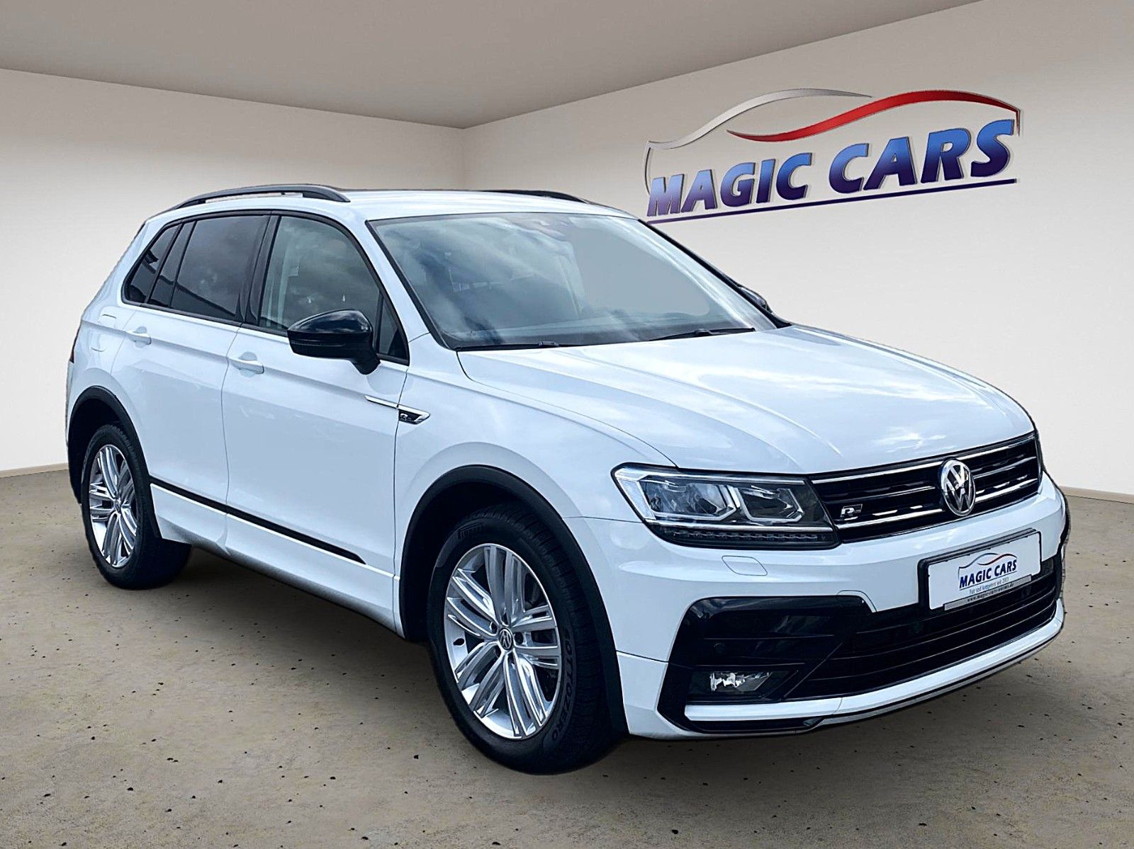 Fahrzeugabbildung Volkswagen Tiguan 2.0 TSI 4M DSG R-Line*Back Style*43.000KM