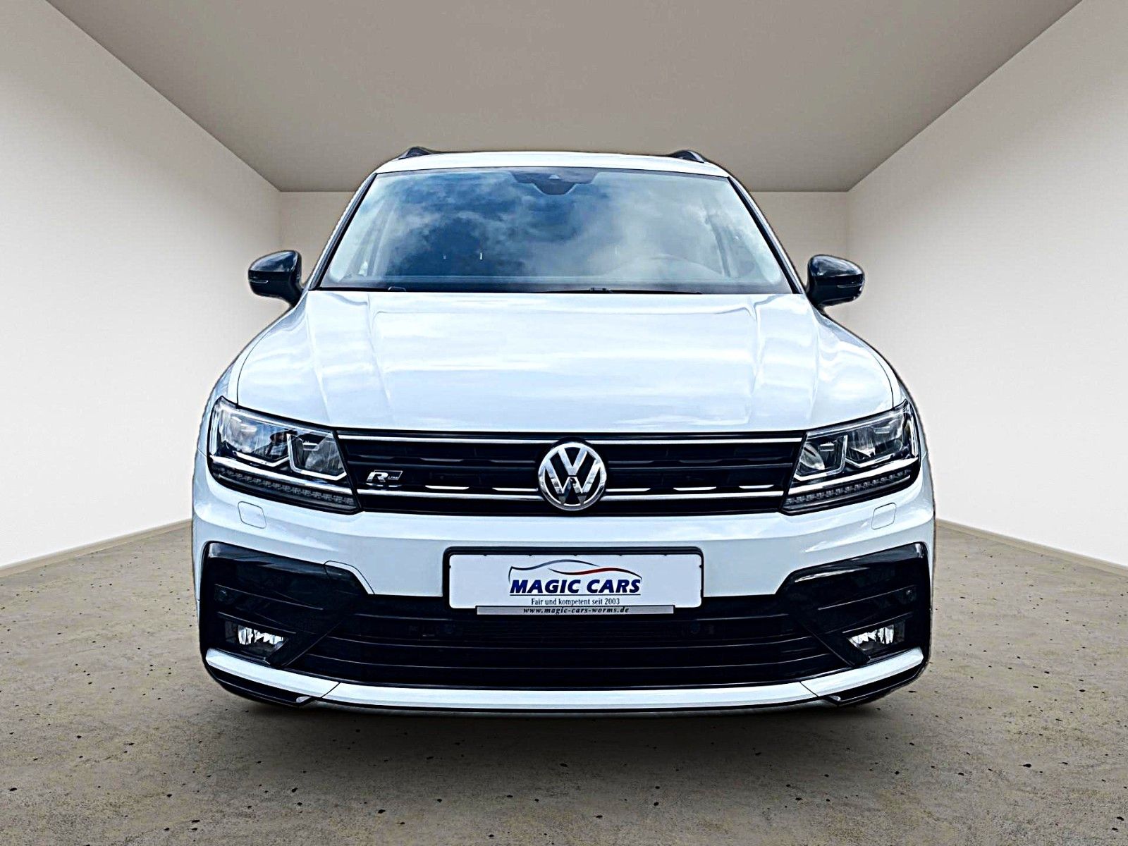 Fahrzeugabbildung Volkswagen Tiguan 2.0 TSI 4M DSG R-Line*Back Style*43.000KM