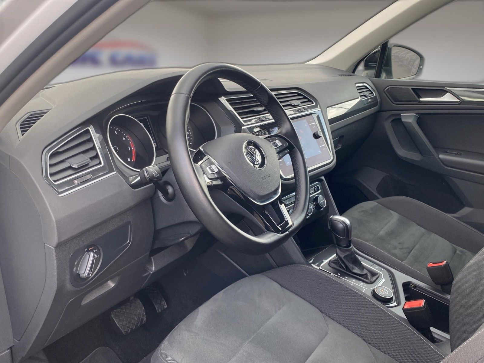 Fahrzeugabbildung Volkswagen Tiguan 2.0 TSI 4M DSG R-Line*Back Style*43.000KM