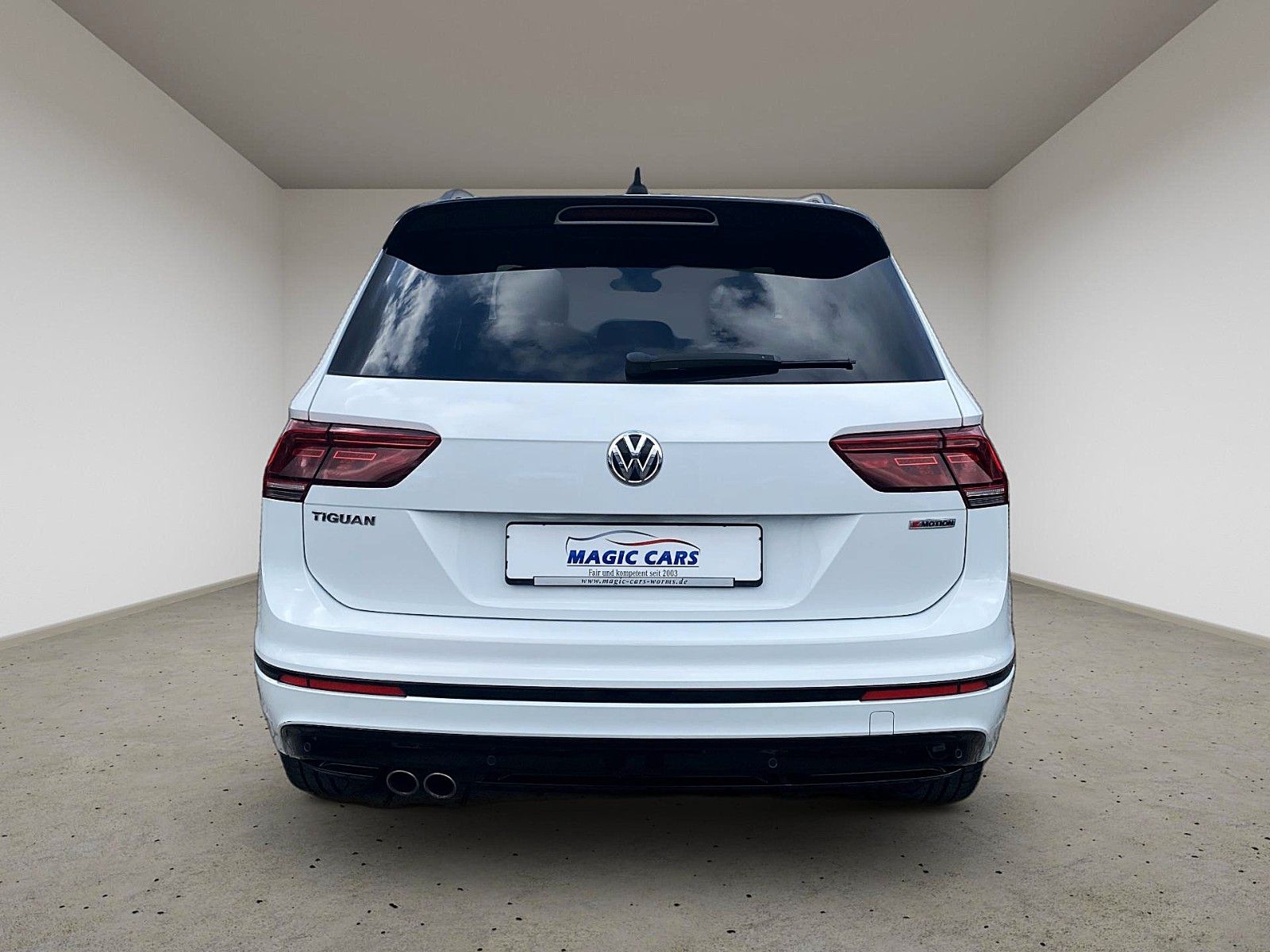 Fahrzeugabbildung Volkswagen Tiguan 2.0 TSI 4M DSG R-Line*Back Style*43.000KM