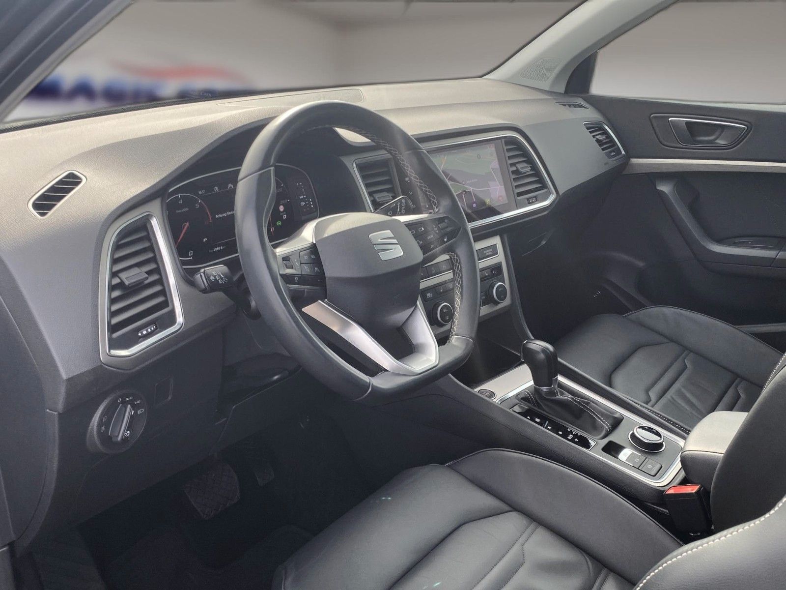 Fahrzeugabbildung SEAT Ateca 2.0 TDI DSG Xperience *LED*Pano*Beats*AHK*