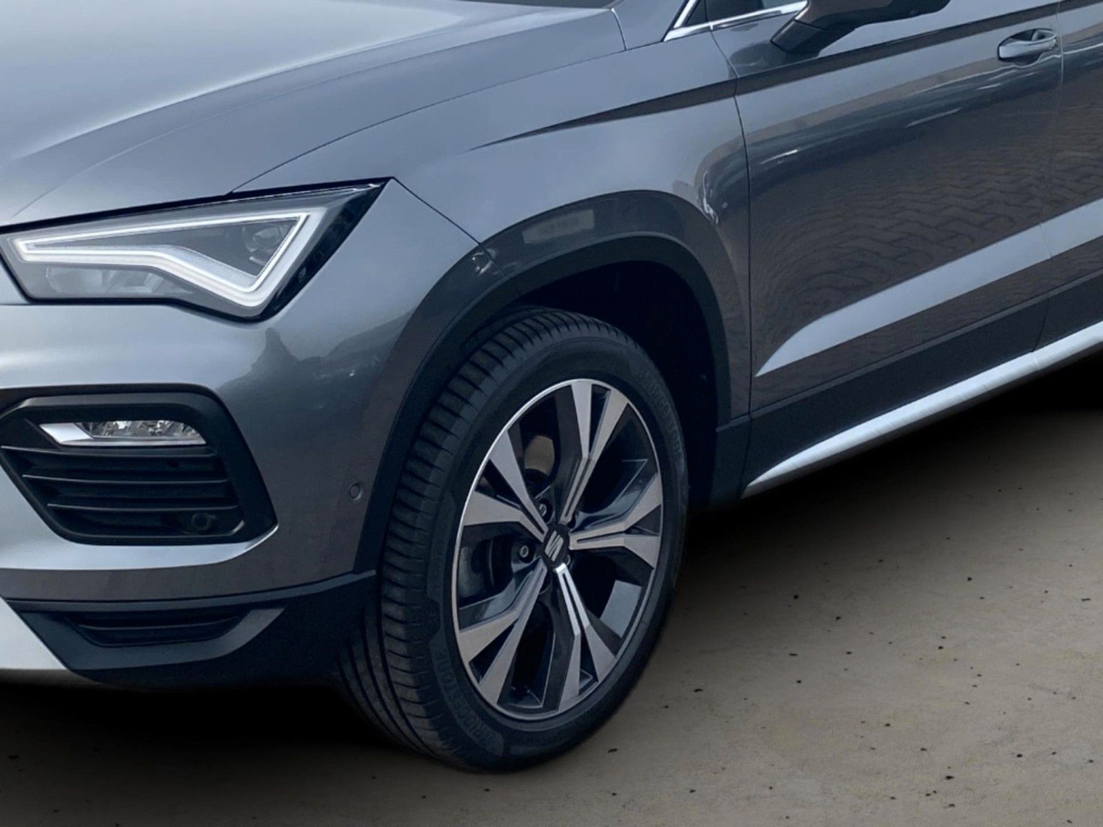 Fahrzeugabbildung SEAT Ateca 2.0 TDI DSG Xperience *LED*Pano*Beats*AHK*