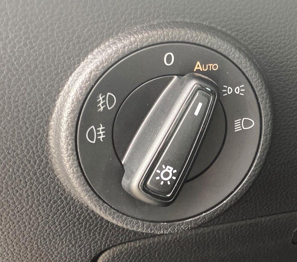 Fahrzeugabbildung SEAT Ateca 2.0 TDI DSG Xperience *LED*Pano*Beats*AHK*