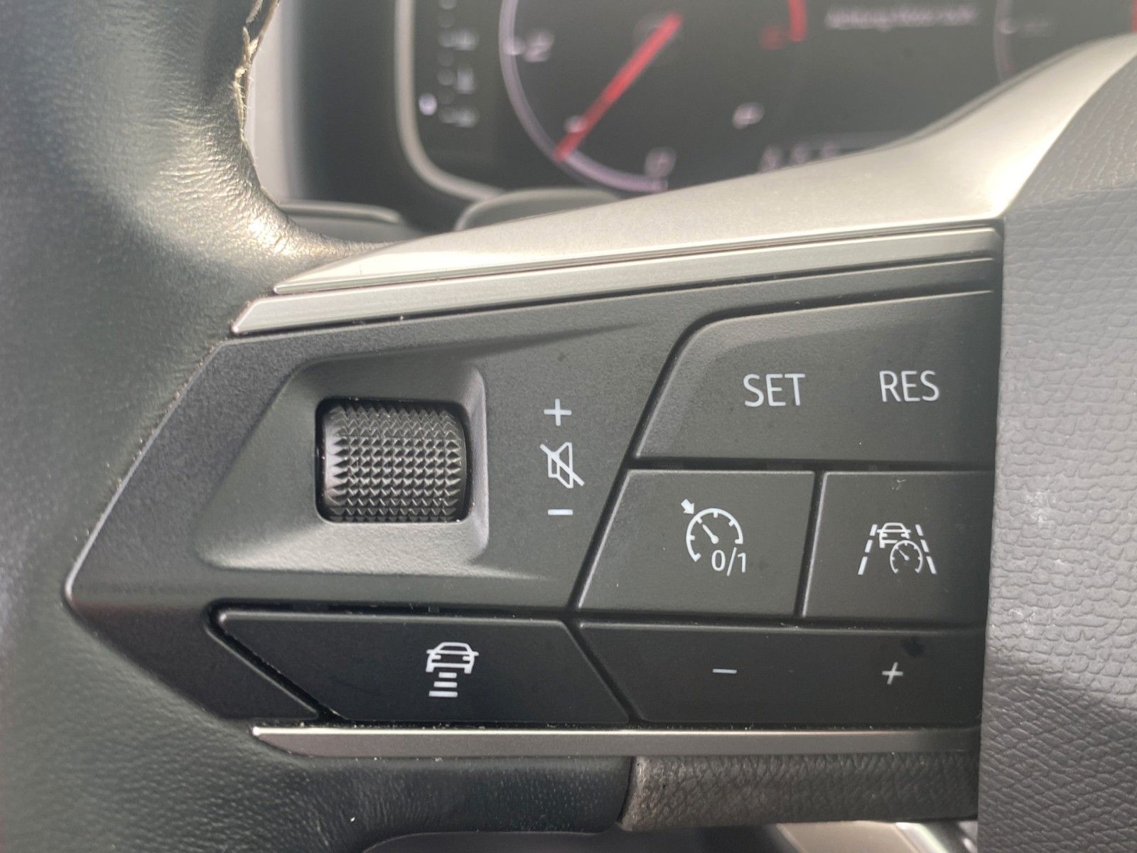 Fahrzeugabbildung SEAT Ateca 2.0 TDI DSG Xperience *LED*Pano*Beats*AHK*