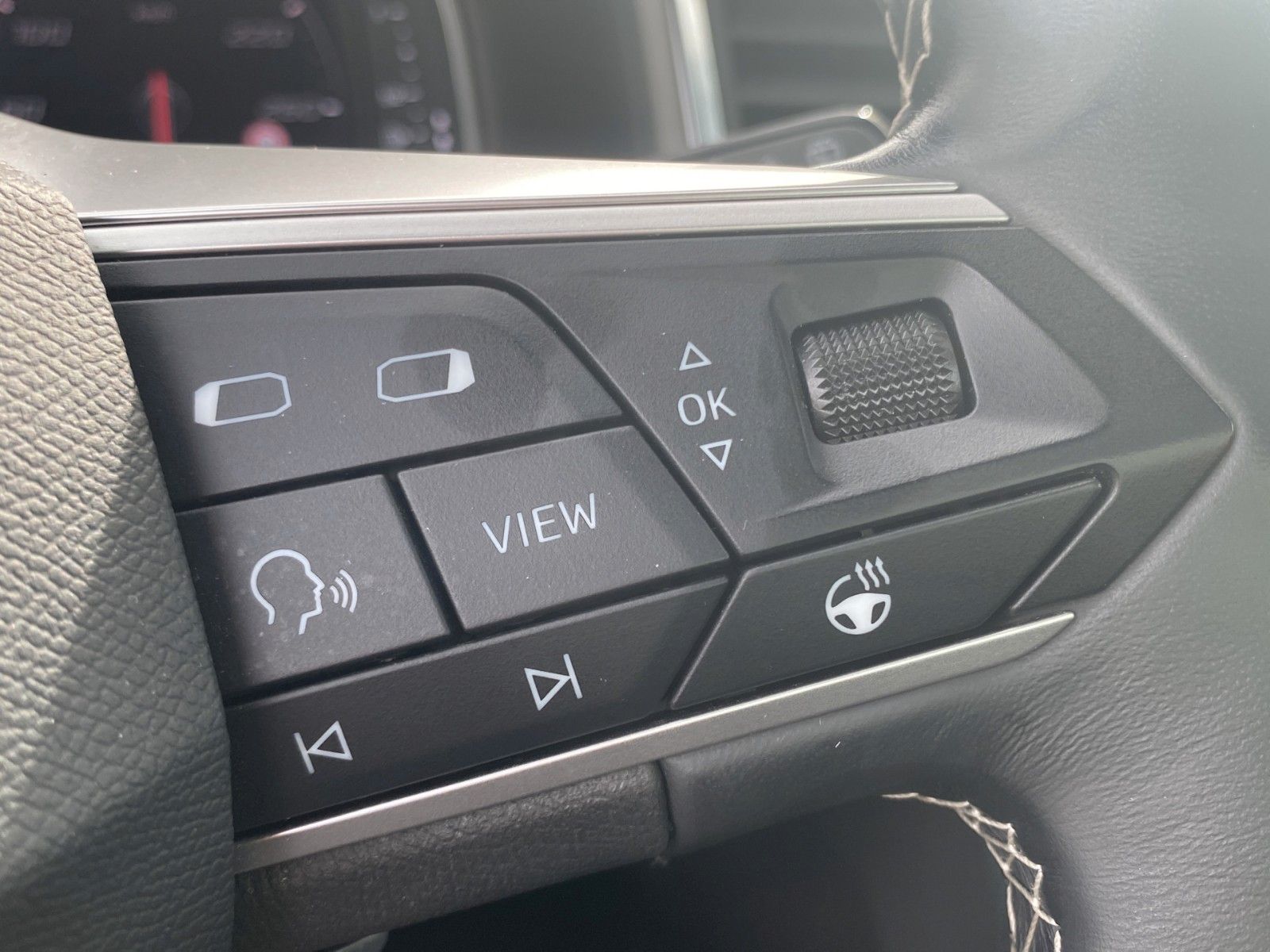 Fahrzeugabbildung SEAT Ateca 2.0 TDI DSG Xperience *LED*Pano*Beats*AHK*