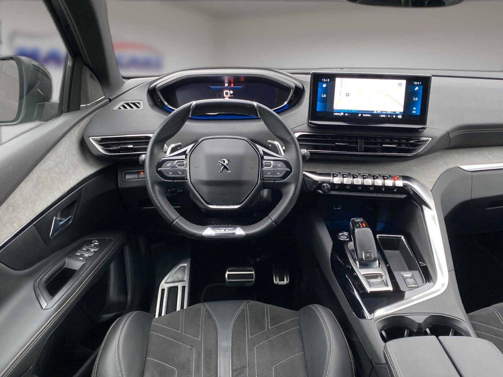 Fahrzeugabbildung Peugeot 5008 GT*Autom.*7 Sitzer*Standheizung*LED*Focal*