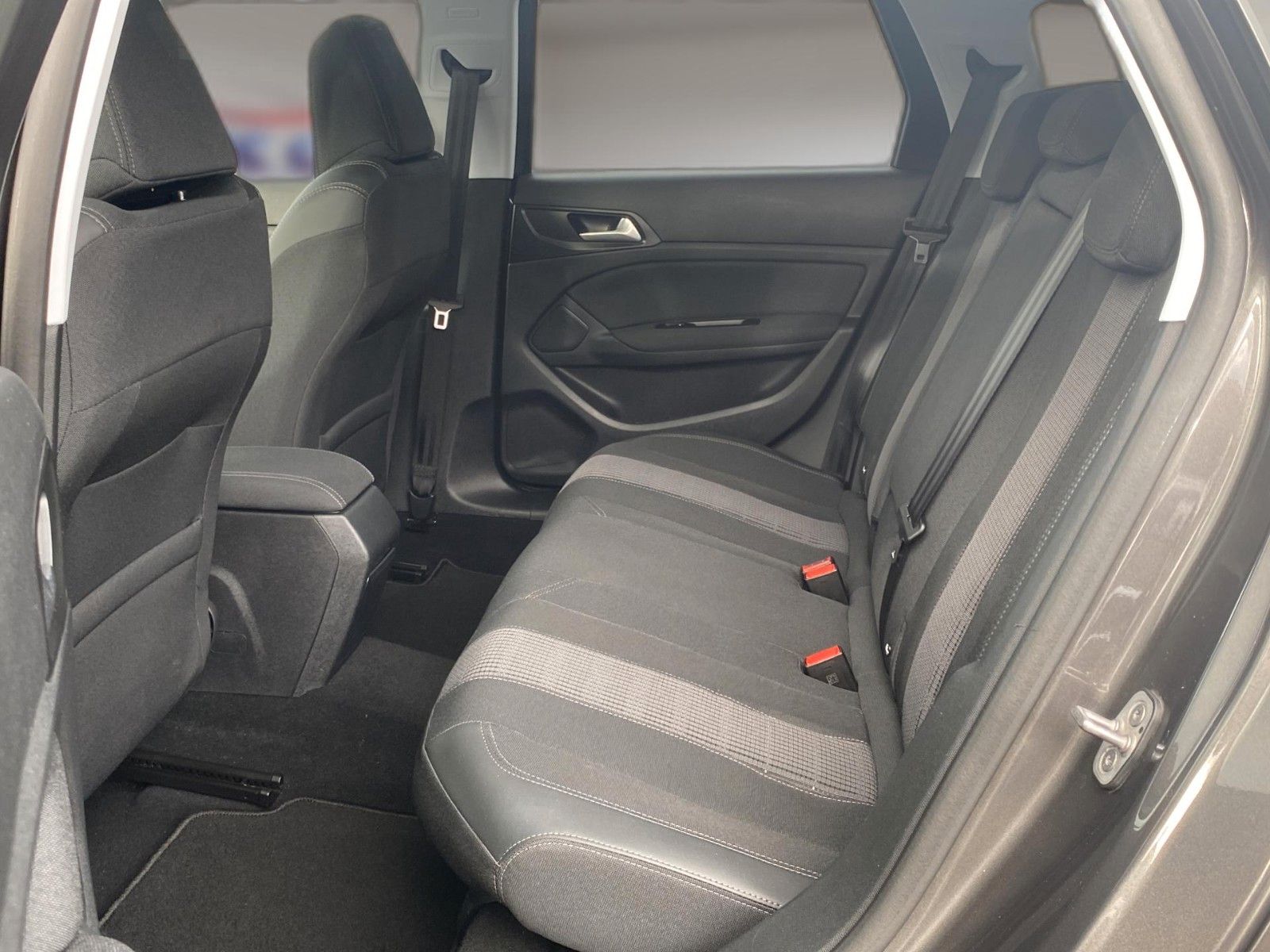 Fahrzeugabbildung Peugeot 308 SW BlueHDi 130 Allure *Kamera*Teilleder*AHK*