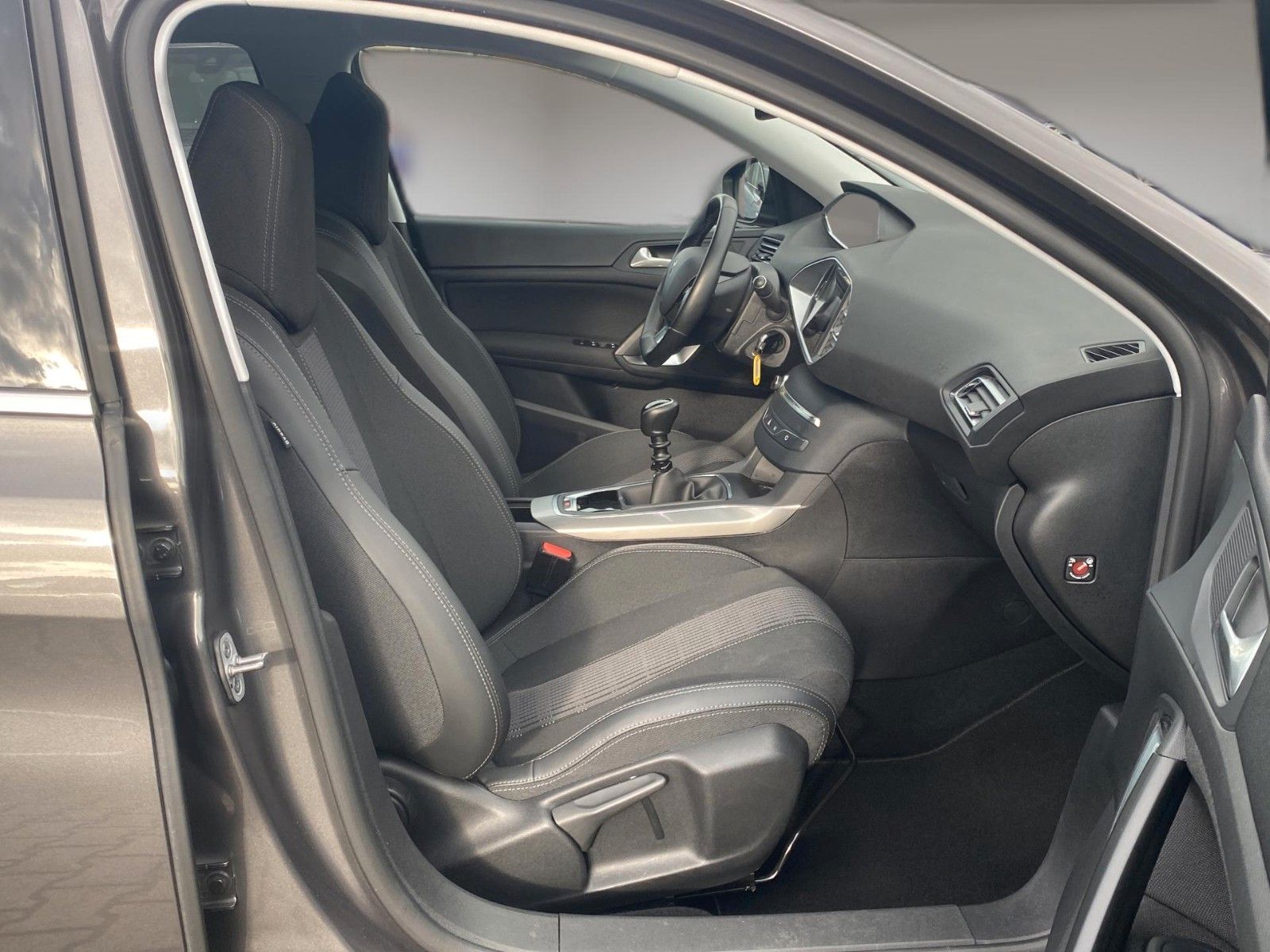 Fahrzeugabbildung Peugeot 308 SW BlueHDi 130 Allure *Kamera*Teilleder*AHK*