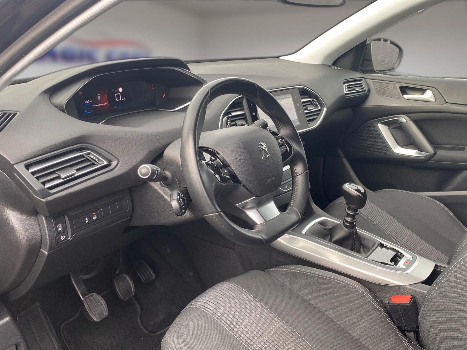 Fahrzeugabbildung Peugeot 308 SW BlueHDi 130 Allure *Kamera*Teilleder*AHK*