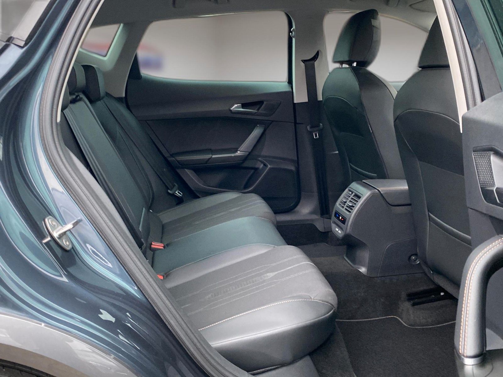 Fahrzeugabbildung CUPRA Formentor 1.5 TSI DSG *Teilleder*ACC*29.000KM*