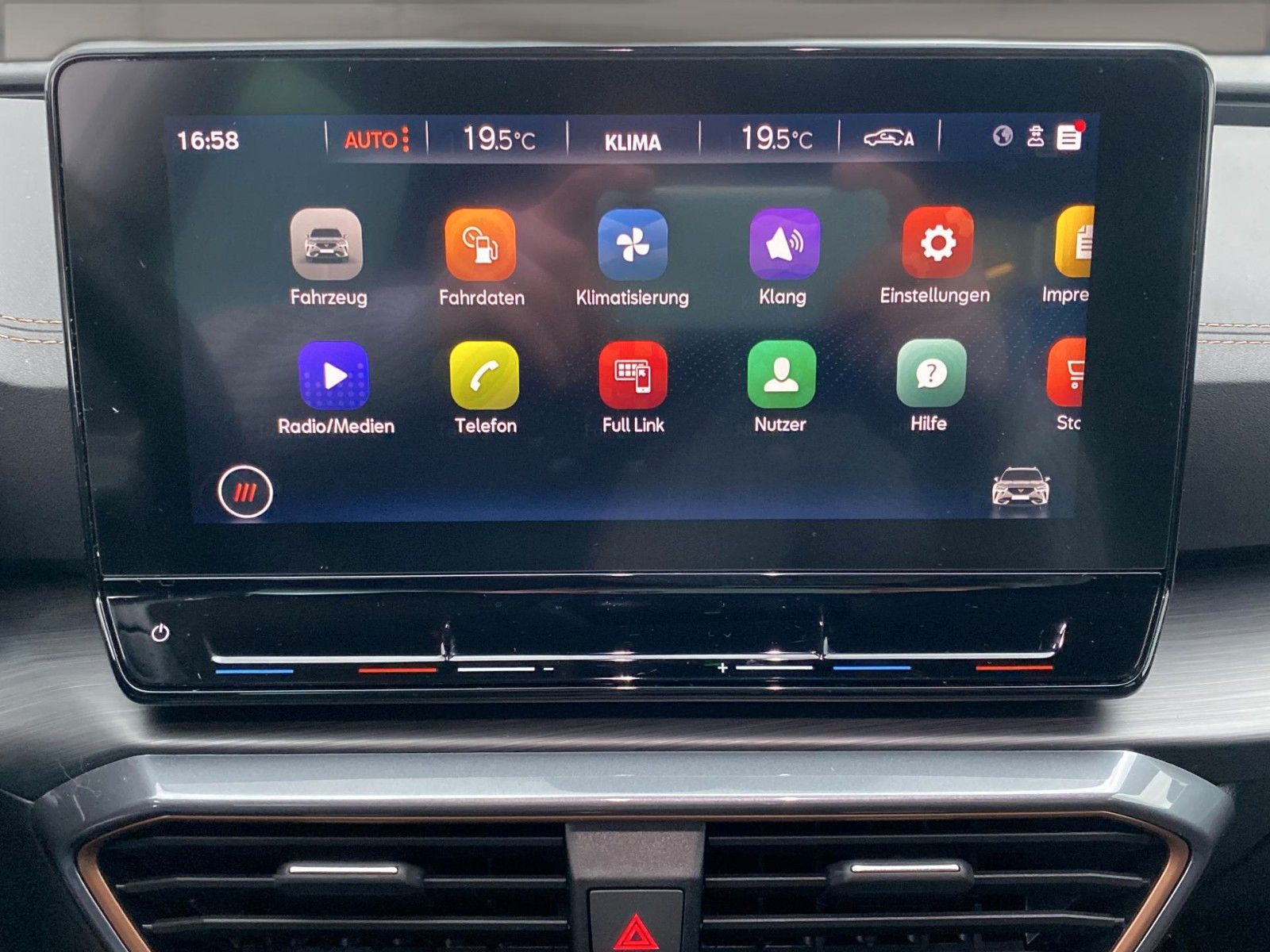 Fahrzeugabbildung CUPRA Formentor 1.5 TSI DSG *Teilleder*ACC*29.000KM*