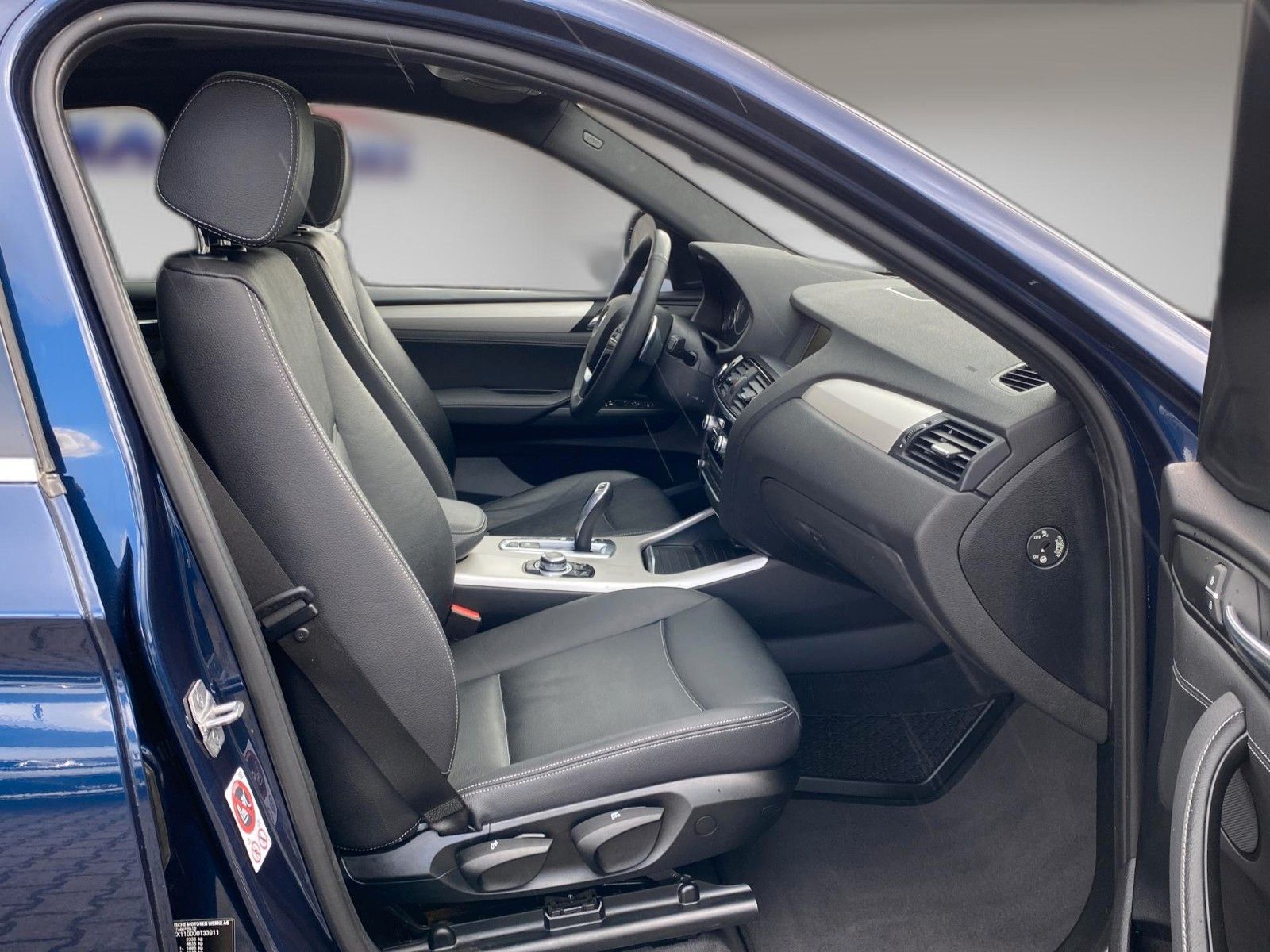 Fahrzeugabbildung BMW X4 xDrive 20 d Advantage*Schiebedach*AHK*Leder*