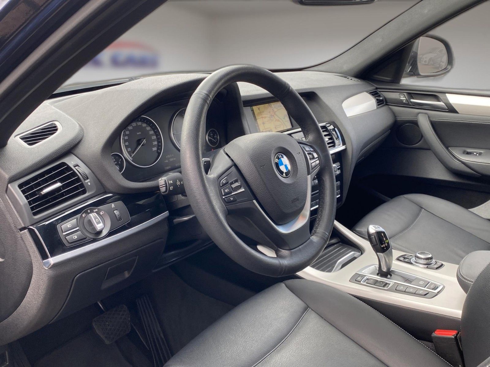 Fahrzeugabbildung BMW X4 xDrive 20 d Advantage*Schiebedach*AHK*Leder*