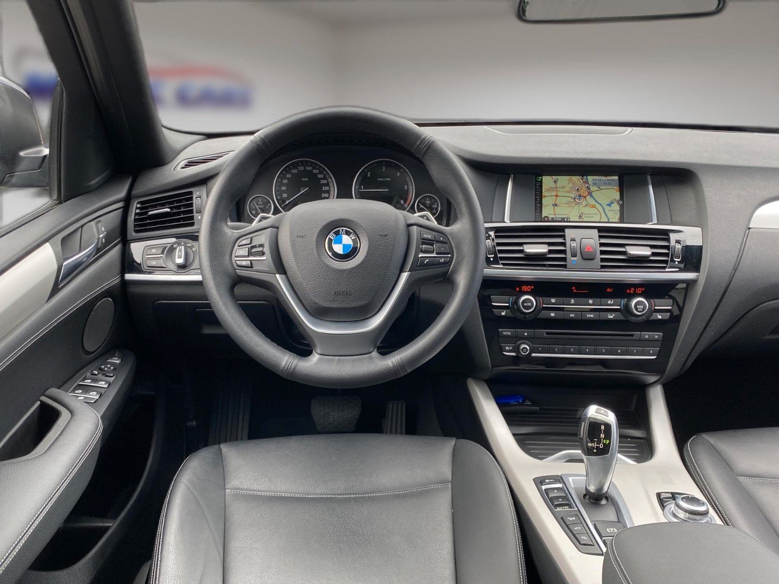 Fahrzeugabbildung BMW X4 xDrive 20 d Advantage*Schiebedach*AHK*Leder*