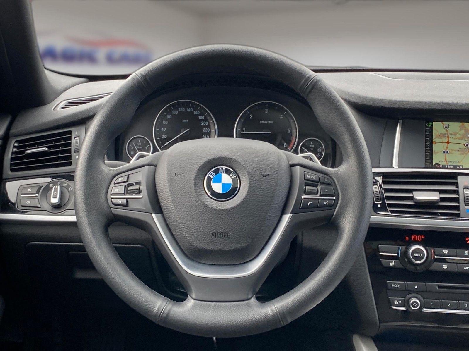 Fahrzeugabbildung BMW X4 xDrive 20 d Advantage*Schiebedach*AHK*Leder*