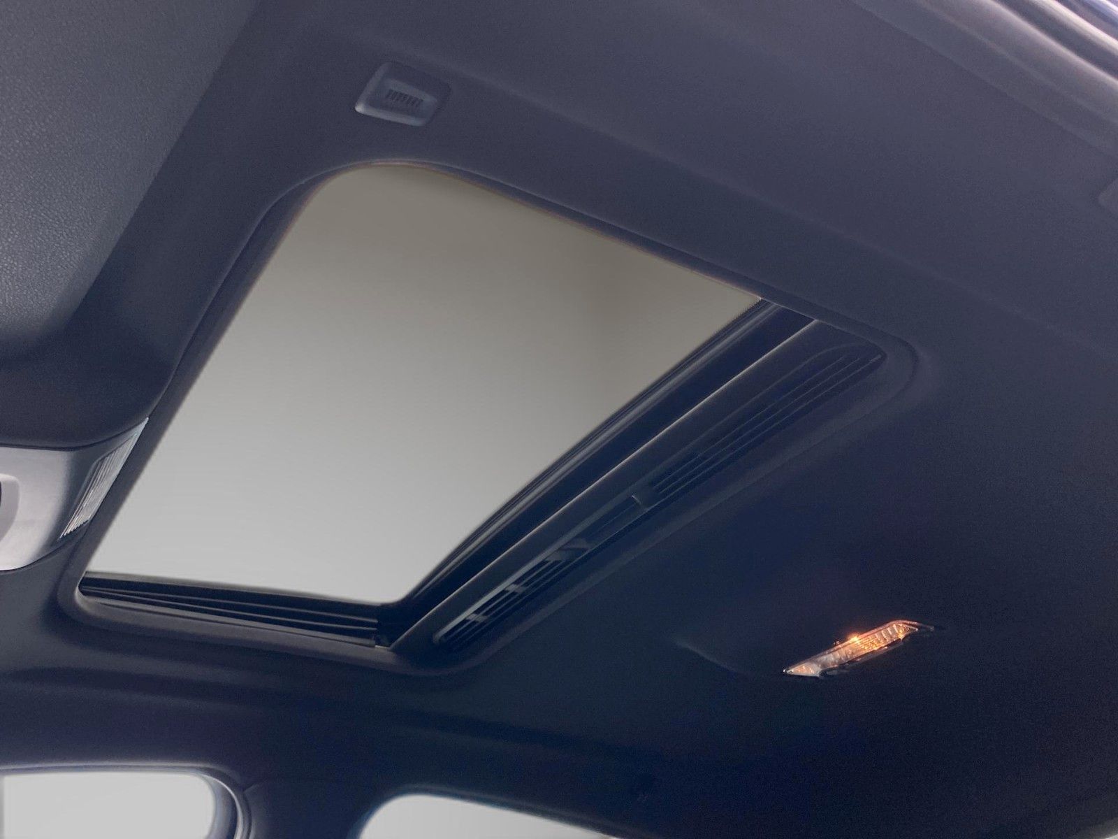 Fahrzeugabbildung BMW X4 xDrive 20 d Advantage*Schiebedach*AHK*Leder*