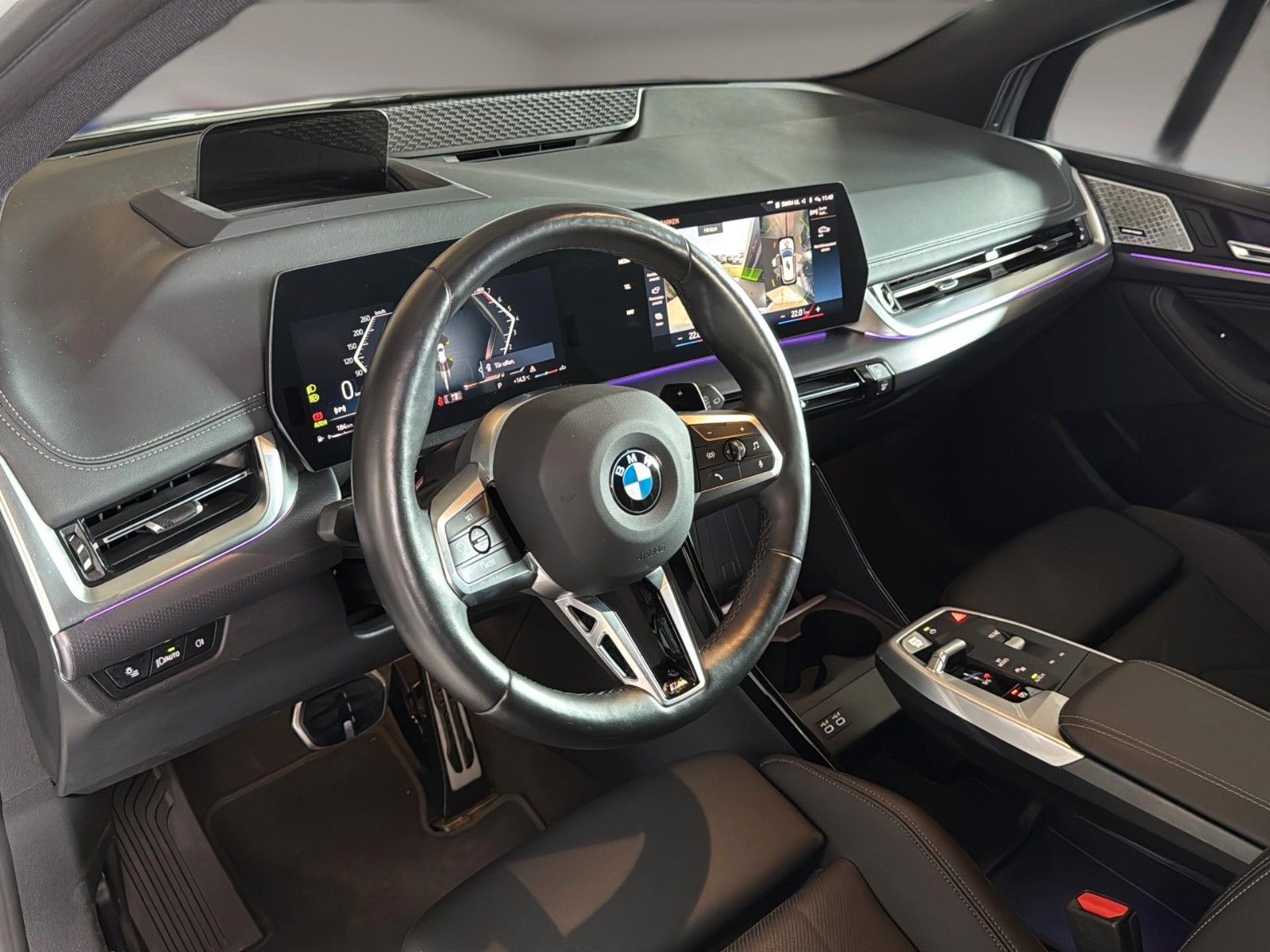 Fahrzeugabbildung BMW 218 i Active Tourer M Sport*Leder*Pano*AHK*H&K*