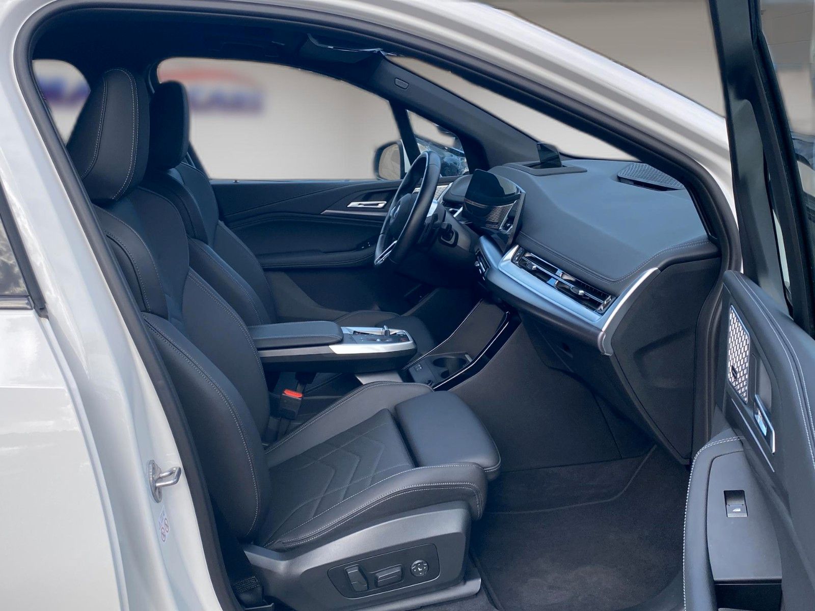 Fahrzeugabbildung BMW 218 i Active Tourer M Sport*Leder*Pano*AHK*H&K*