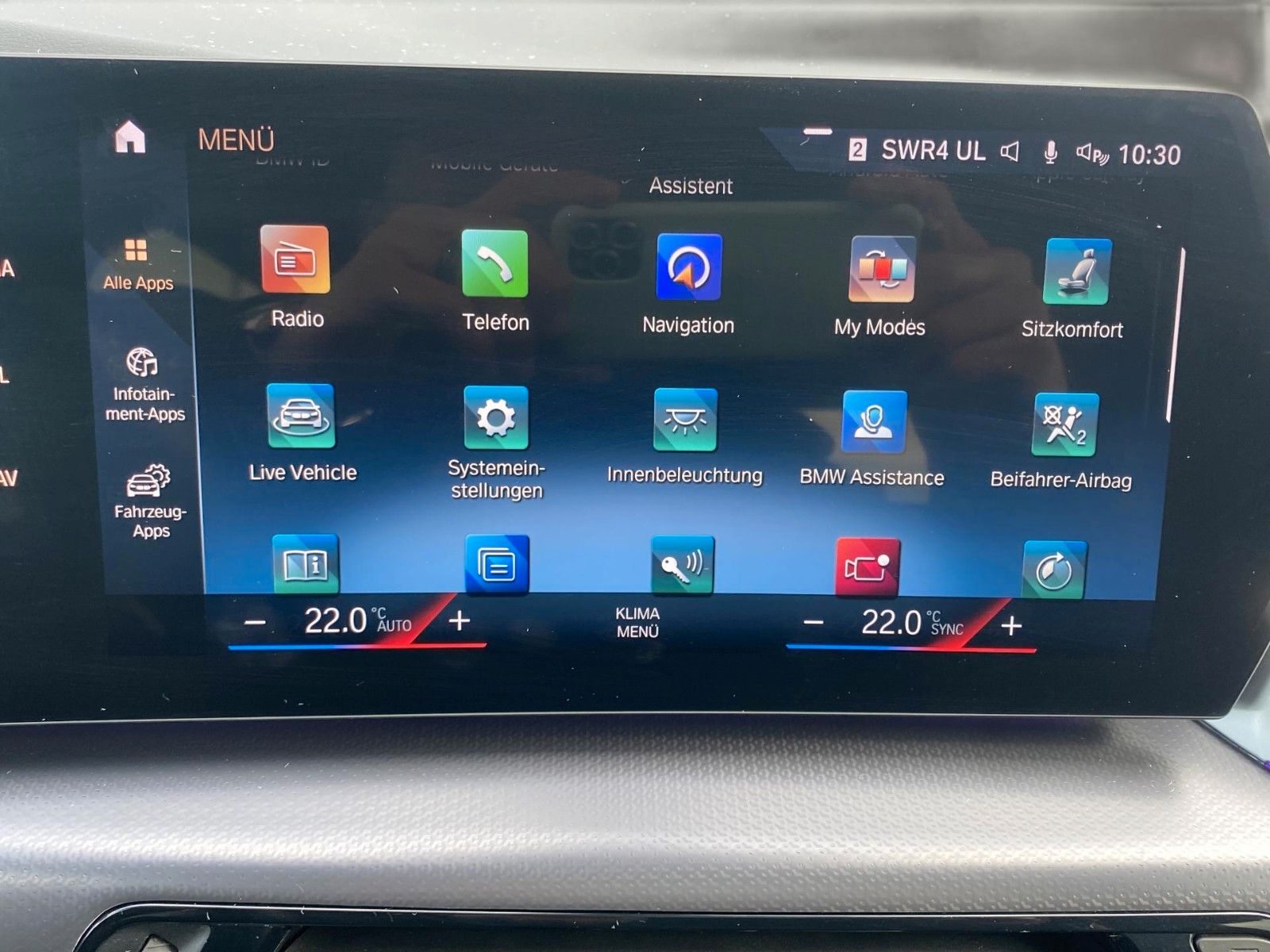 Fahrzeugabbildung BMW 218 i Active Tourer M Sport*Leder*Pano*AHK*H&K*