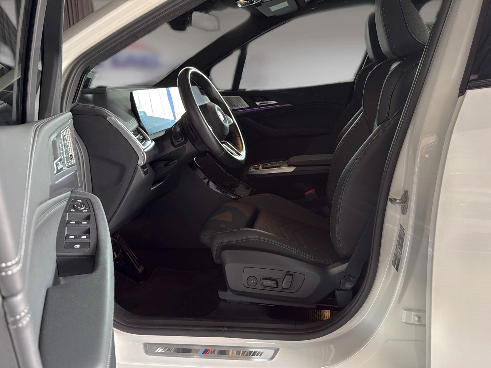 Fahrzeugabbildung BMW 218 i Active Tourer M Sport*Leder*Pano*AHK*H&K*