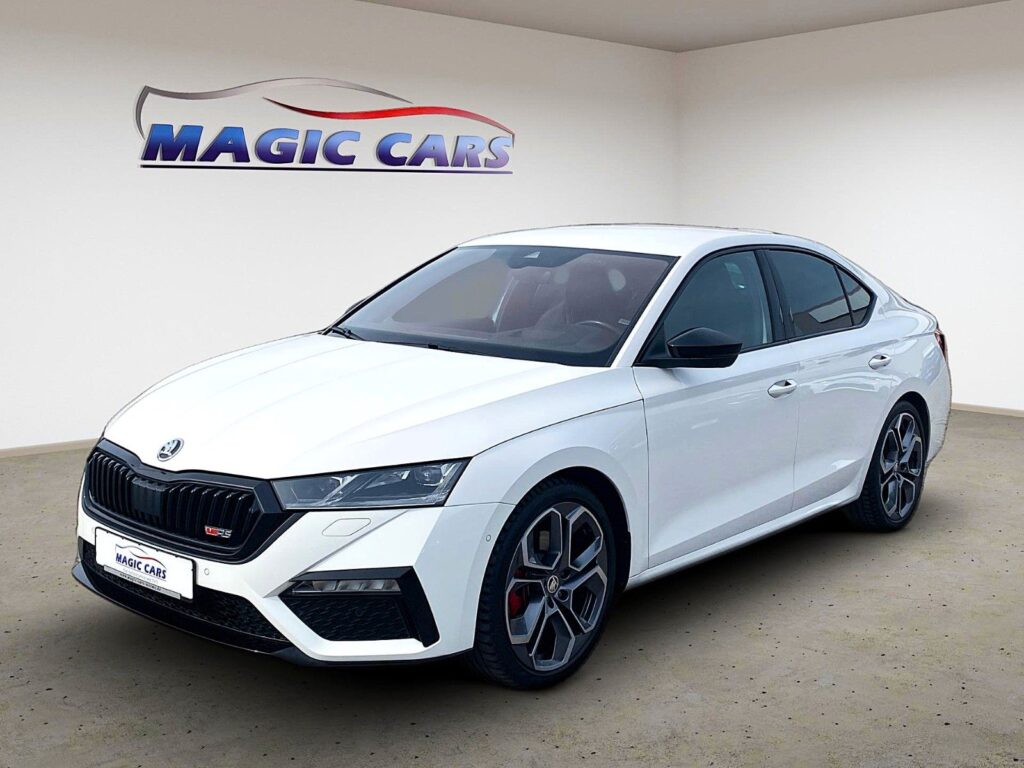 SKODA Octavia 2.0 TDI DSG 4x4 RS *Mega-Ausstattung*