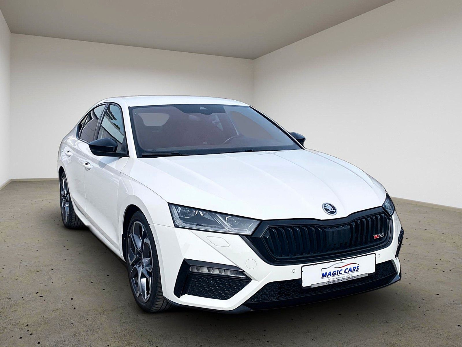 Fahrzeugabbildung SKODA Octavia 2.0 TDI DSG 4x4 RS *Mega-Ausstattung*