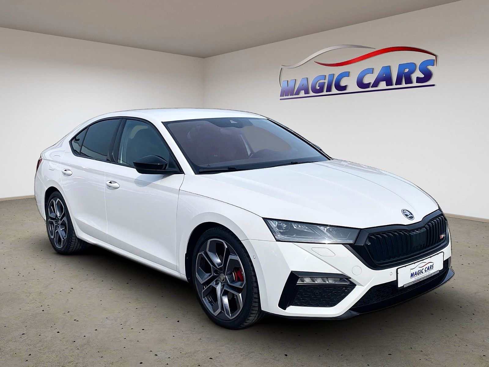 Fahrzeugabbildung SKODA Octavia 2.0 TDI DSG 4x4 RS *Mega-Ausstattung*