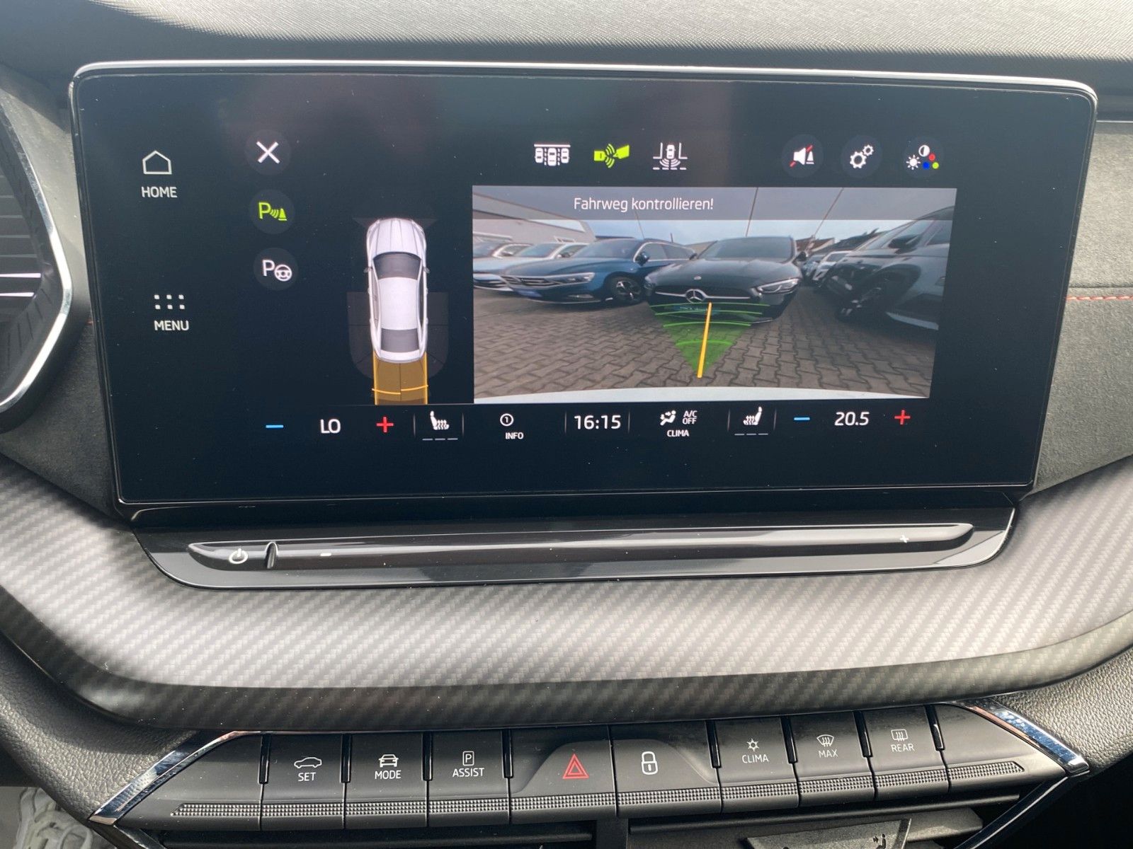 Fahrzeugabbildung SKODA Octavia 2.0 TDI DSG 4x4 RS *Mega-Ausstattung*