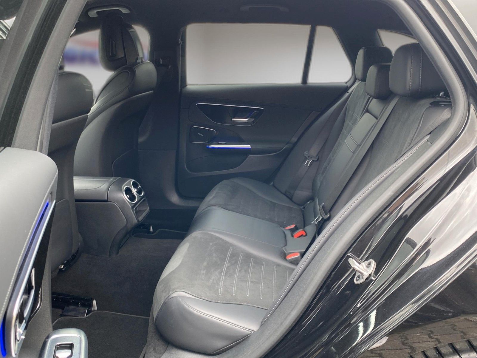 Fahrzeugabbildung Mercedes-Benz C 220 T d*9G Auto.* AMG Line* 59000 Km*MBUX*LED*